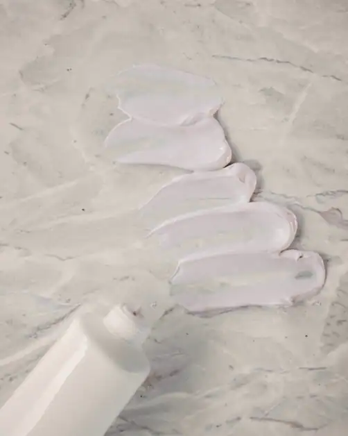 Picture of a skin moisturizer bottle to support skin microbiome 